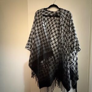 Black and white cover up